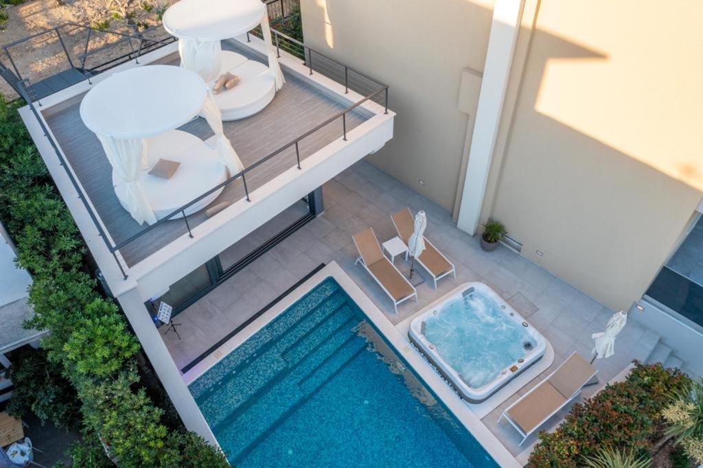 Villa Mandalinic Omis Bagian luar foto