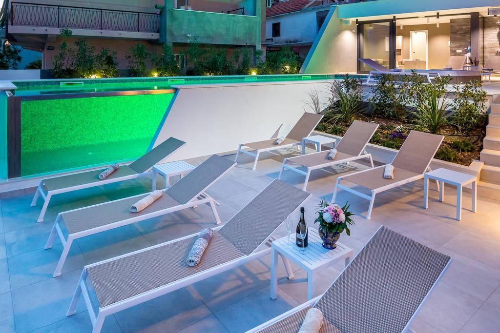 Villa Mandalinic Omis Bagian luar foto