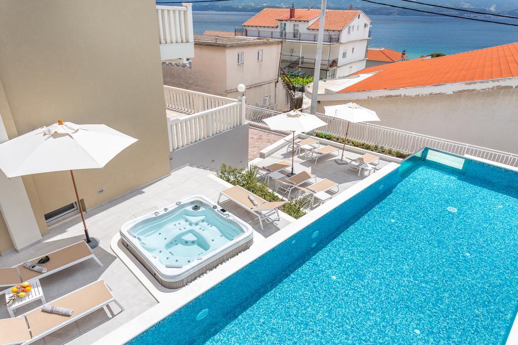 Villa Mandalinic Omis Bagian luar foto